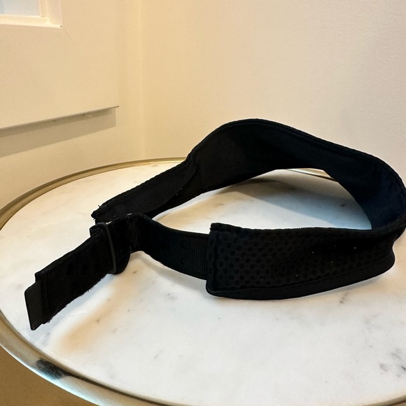 Nike Perforated Dri-fit Visor - Picture 4 of 4